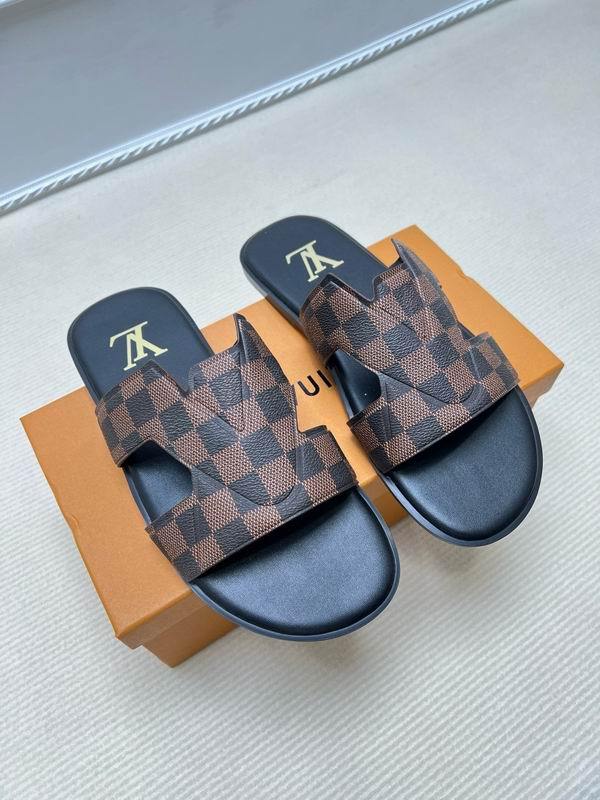 LV Men's Slippers 422